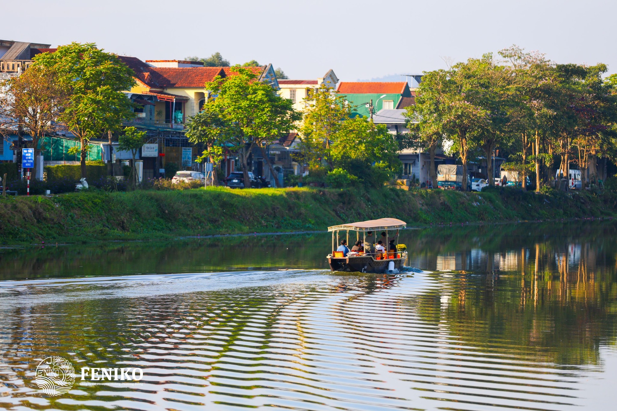 Tòa Khâm — Ngự Hà